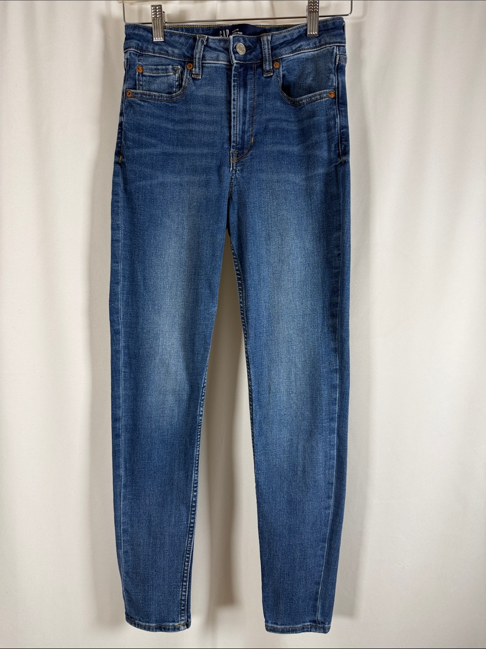 GAP Midwash Blue Women’s Skinny Jeans